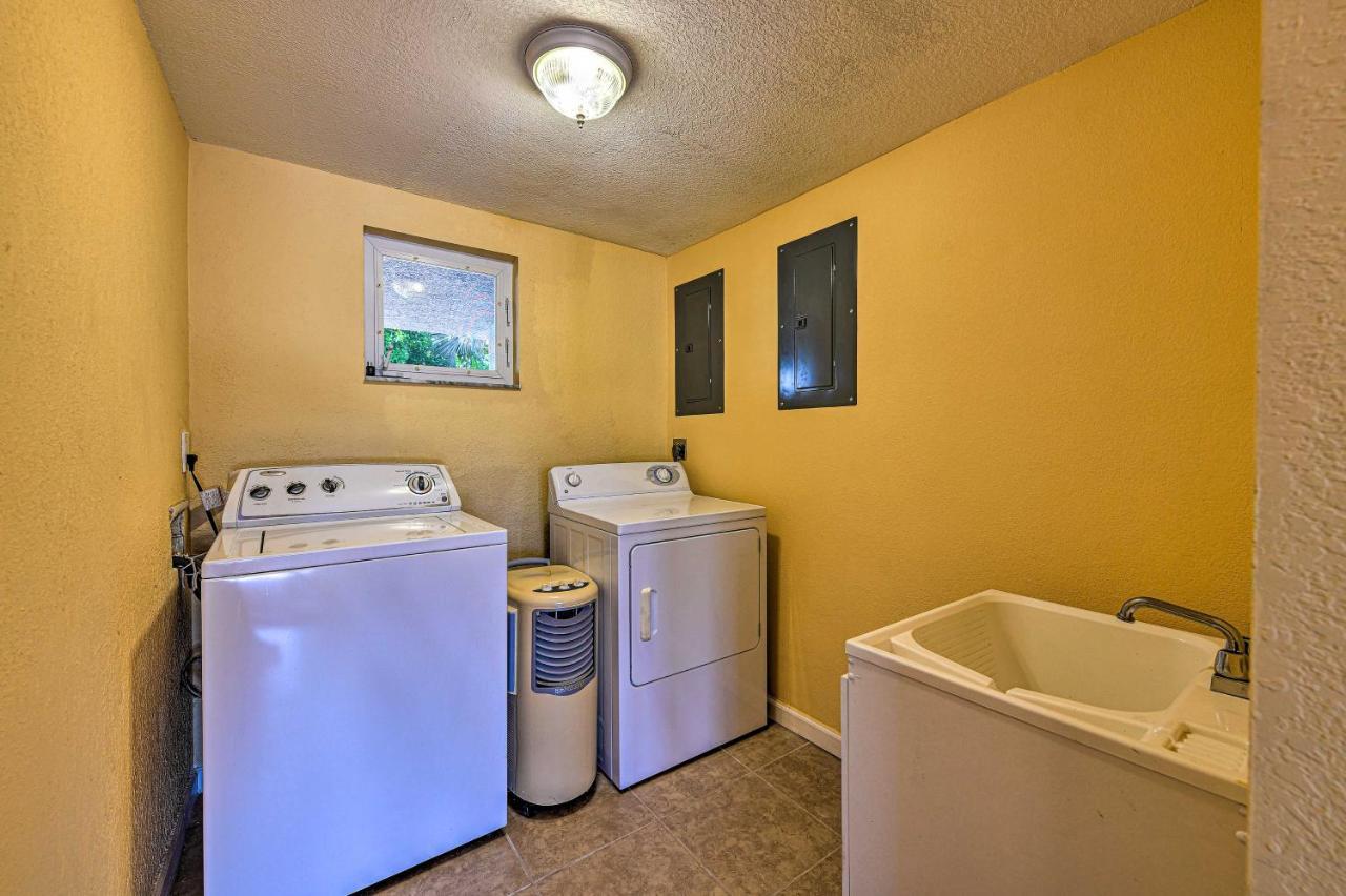 סרסוטה Lido Key Hideout With Patio And Yard And Walk To Beach! מראה חיצוני תמונה
